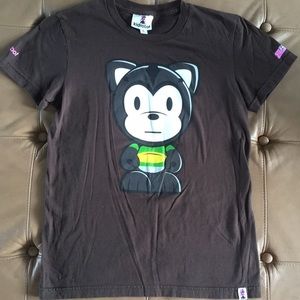 Kid Robot T shirt